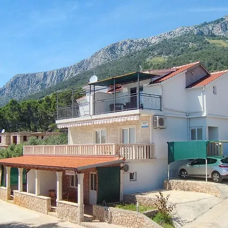 Sveta Nedilja 4610b Jelsa (Hvar)