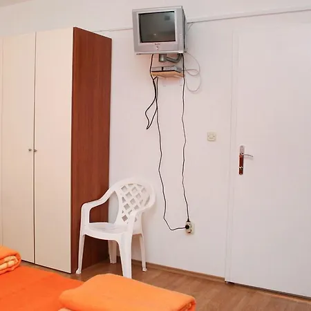 Sveta Nedilja 4610b Appartement Jelsa (Hvar)
